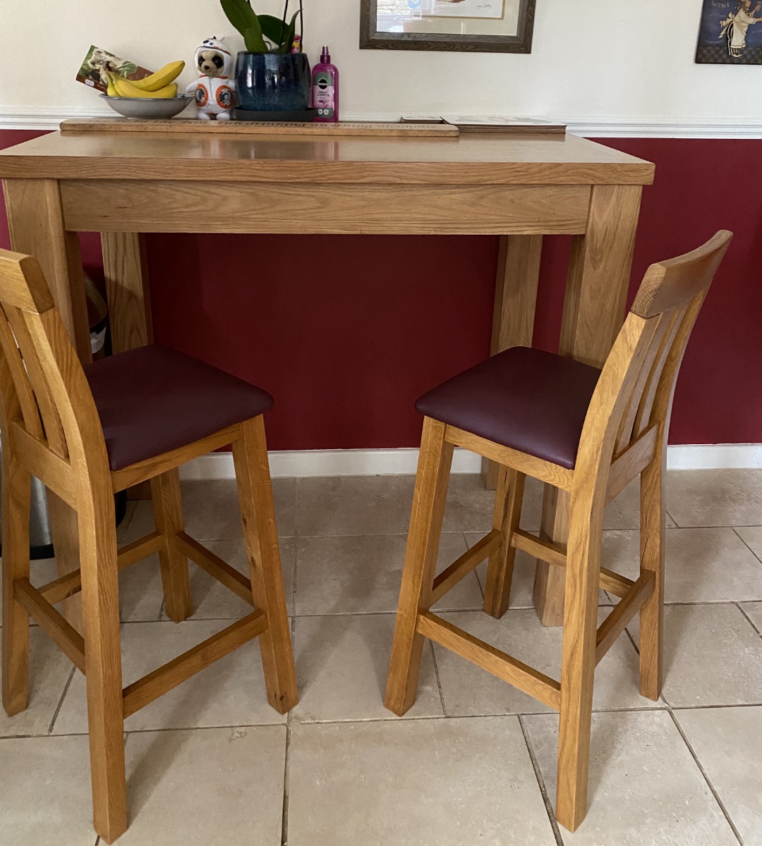 Red oak top bar stools