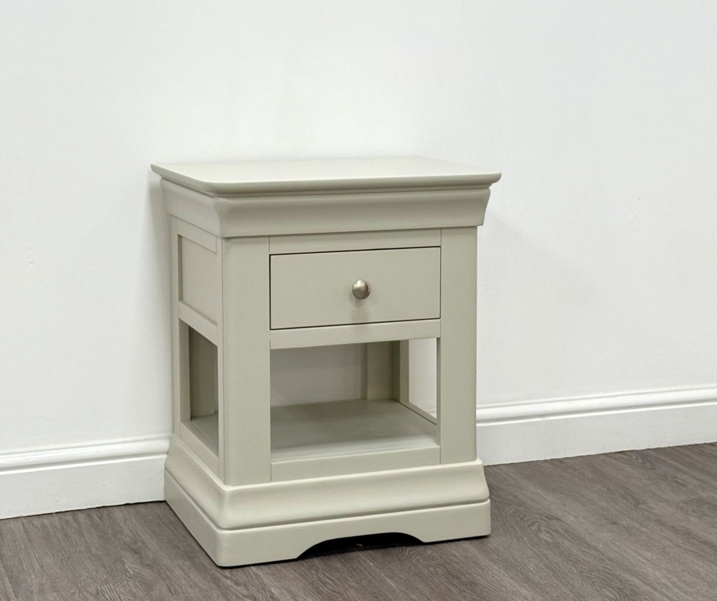 Heritage Grey Painted One Drawer Fully Assembled Bedside Table - SPECIAL OFFER Heritage Grey Painted One Drawer Fully Assembled Bedside Table - SPECIAL OFFER
