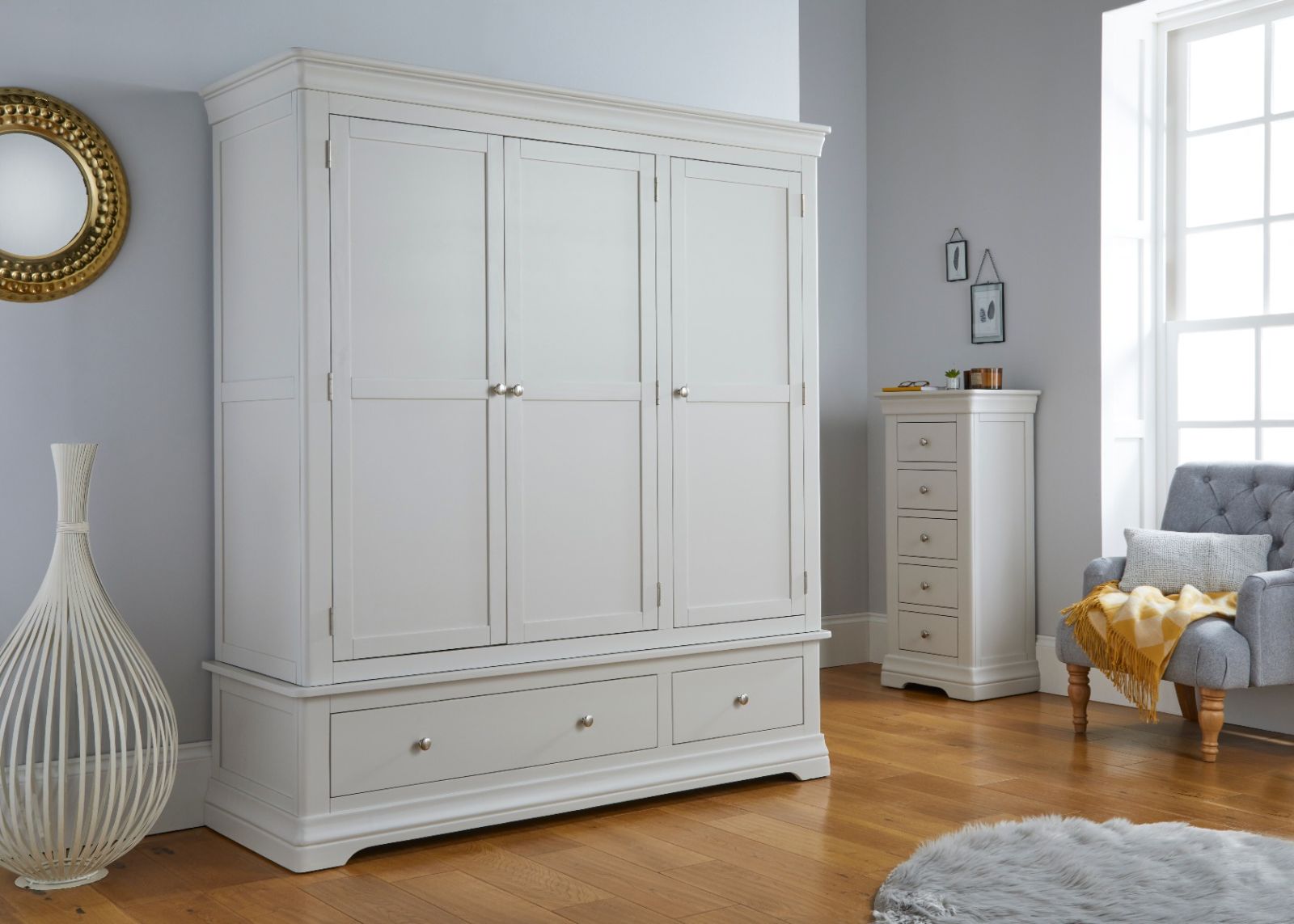 Toulouse Grey Painted Triple Wardrobe with Drawers - 20% Off Discount Code FLASH Toulouse Grey Painted Triple Wardrobe with Drawers - 20% Off Discount Code FLASH