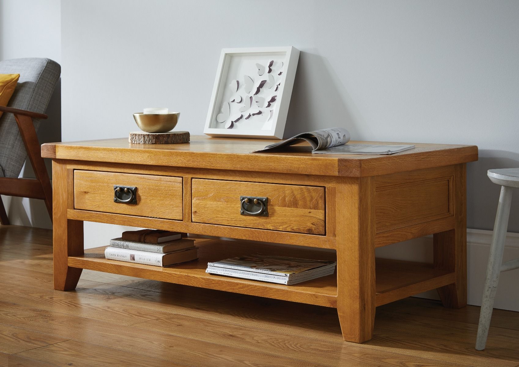 Country Oak Large 4 Drawer Coffee Table With Shelf - Spring sale