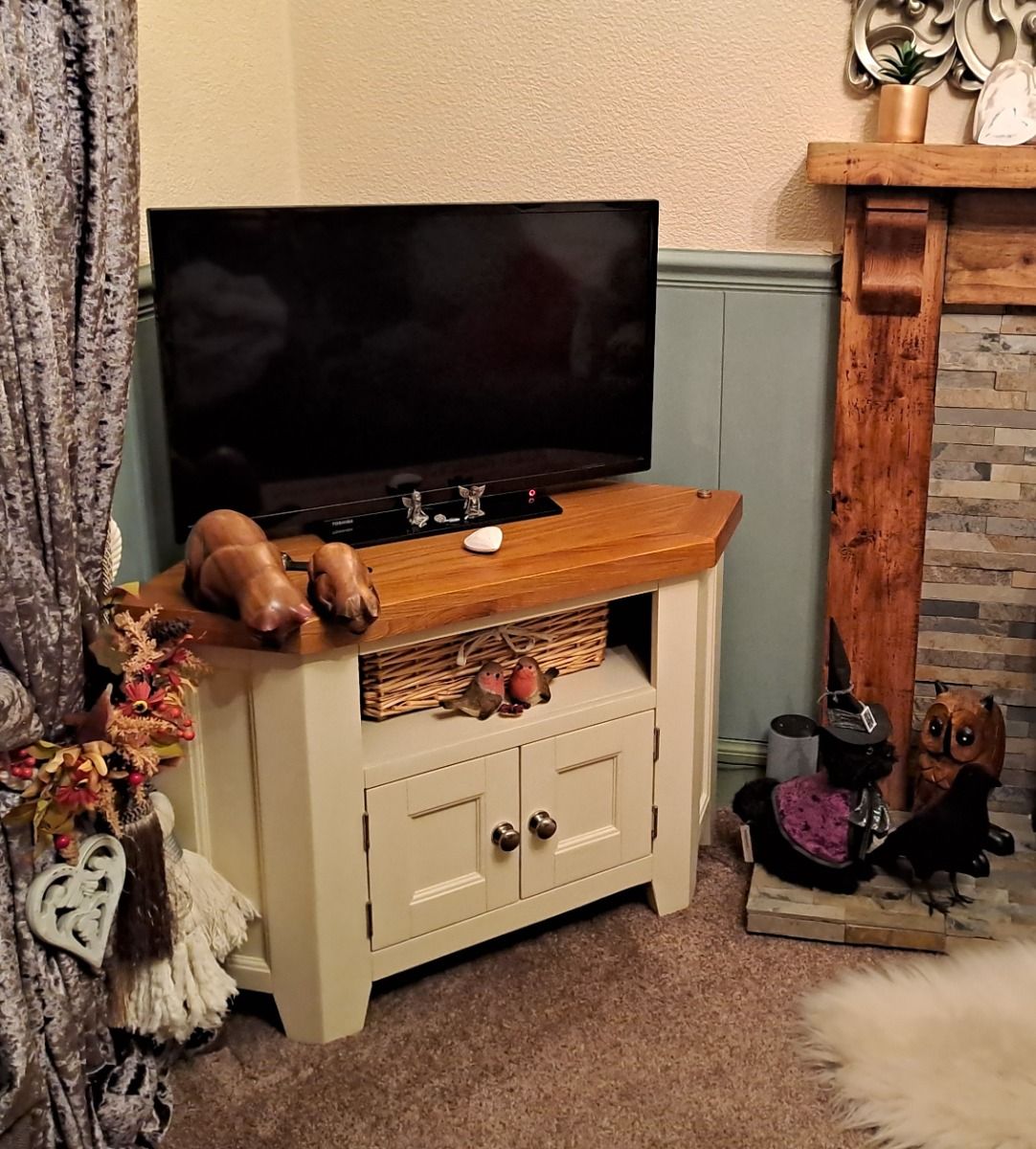 Country Cottage Cream Painted 2 Door Assembled Corner Oak TV Unit - 10% OFF SPRING SALE