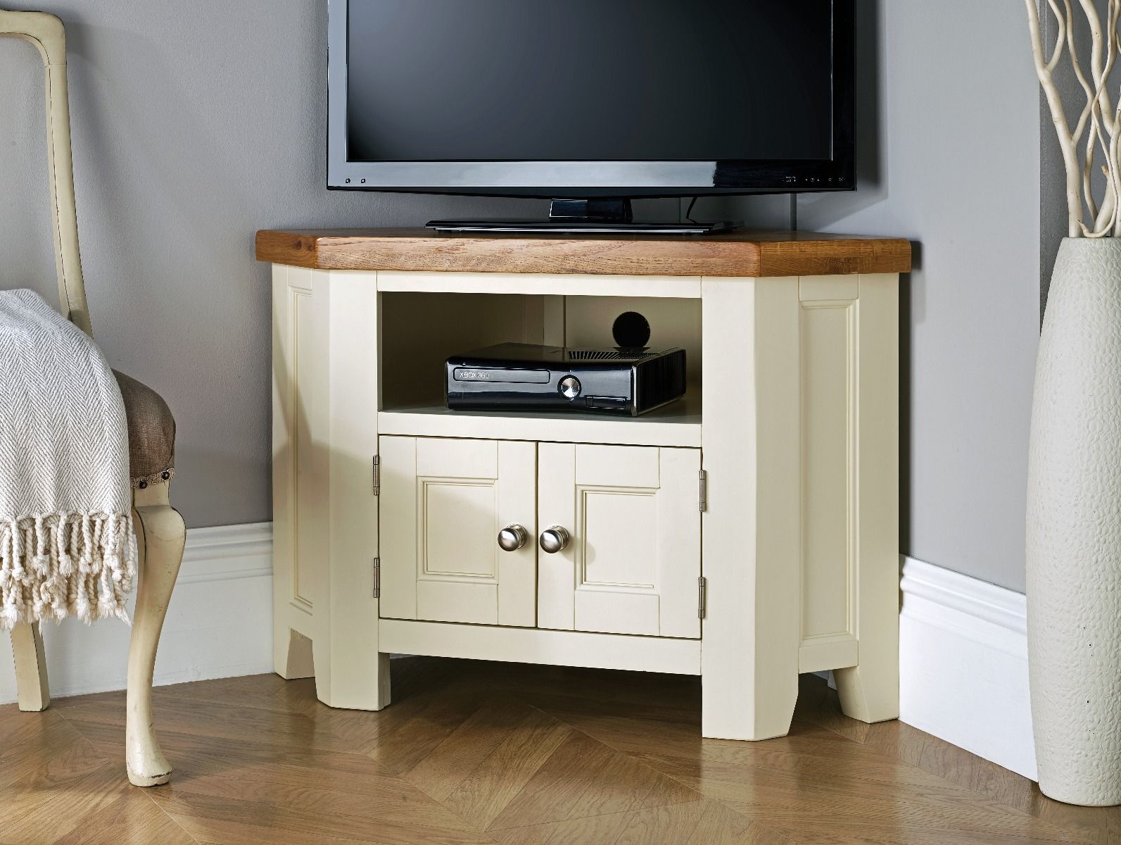 Cream tv discount unit