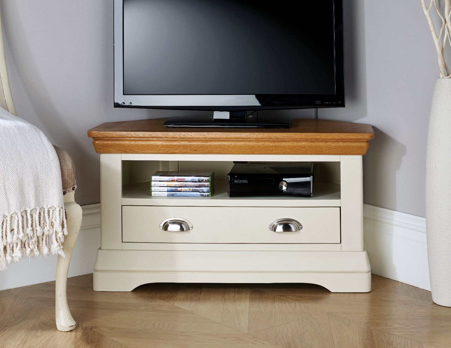 Cream and wood on sale corner tv unit
