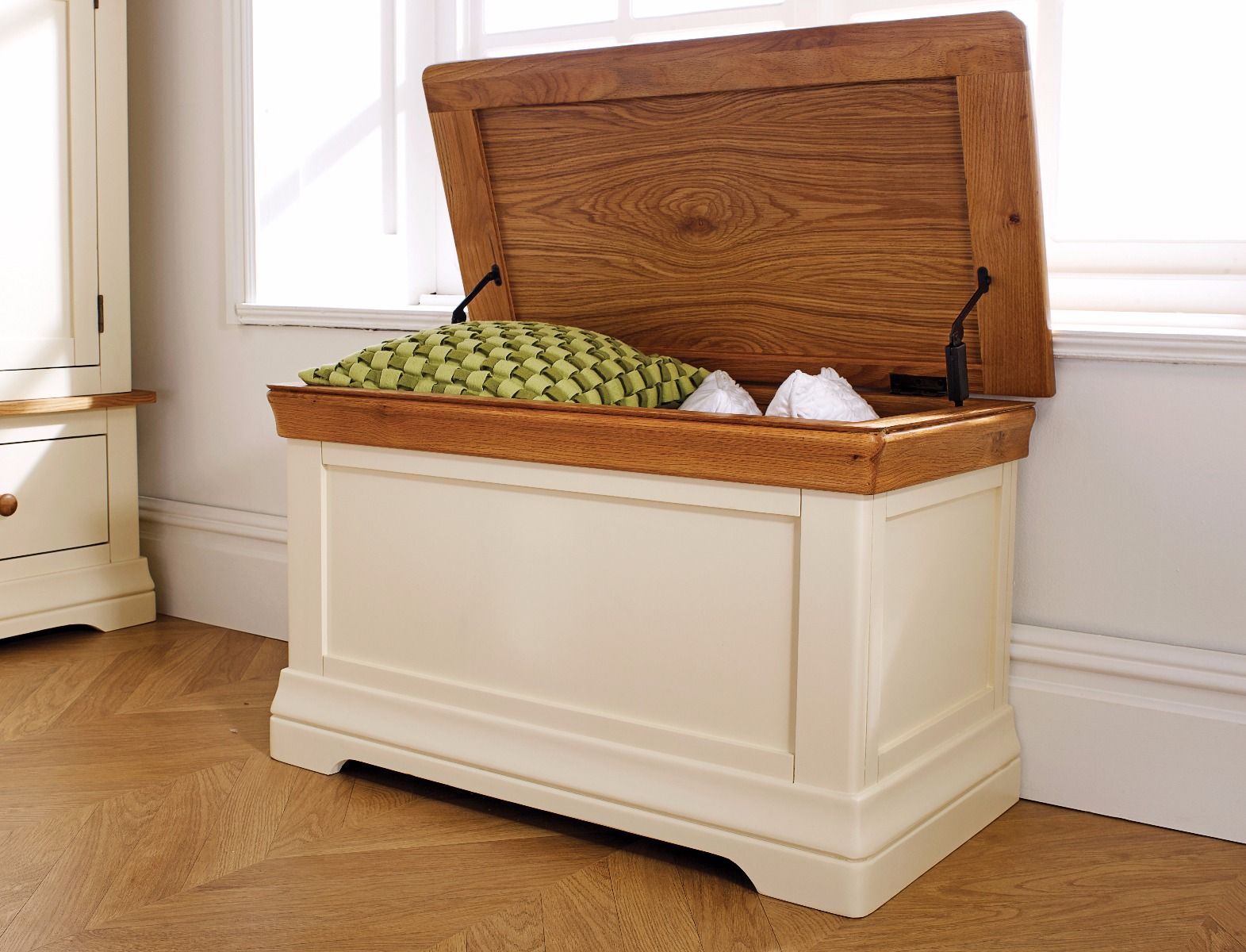 Farmhouse Country Oak Cream Painted Storage Blanket Box 10 OFF CODE SAVE