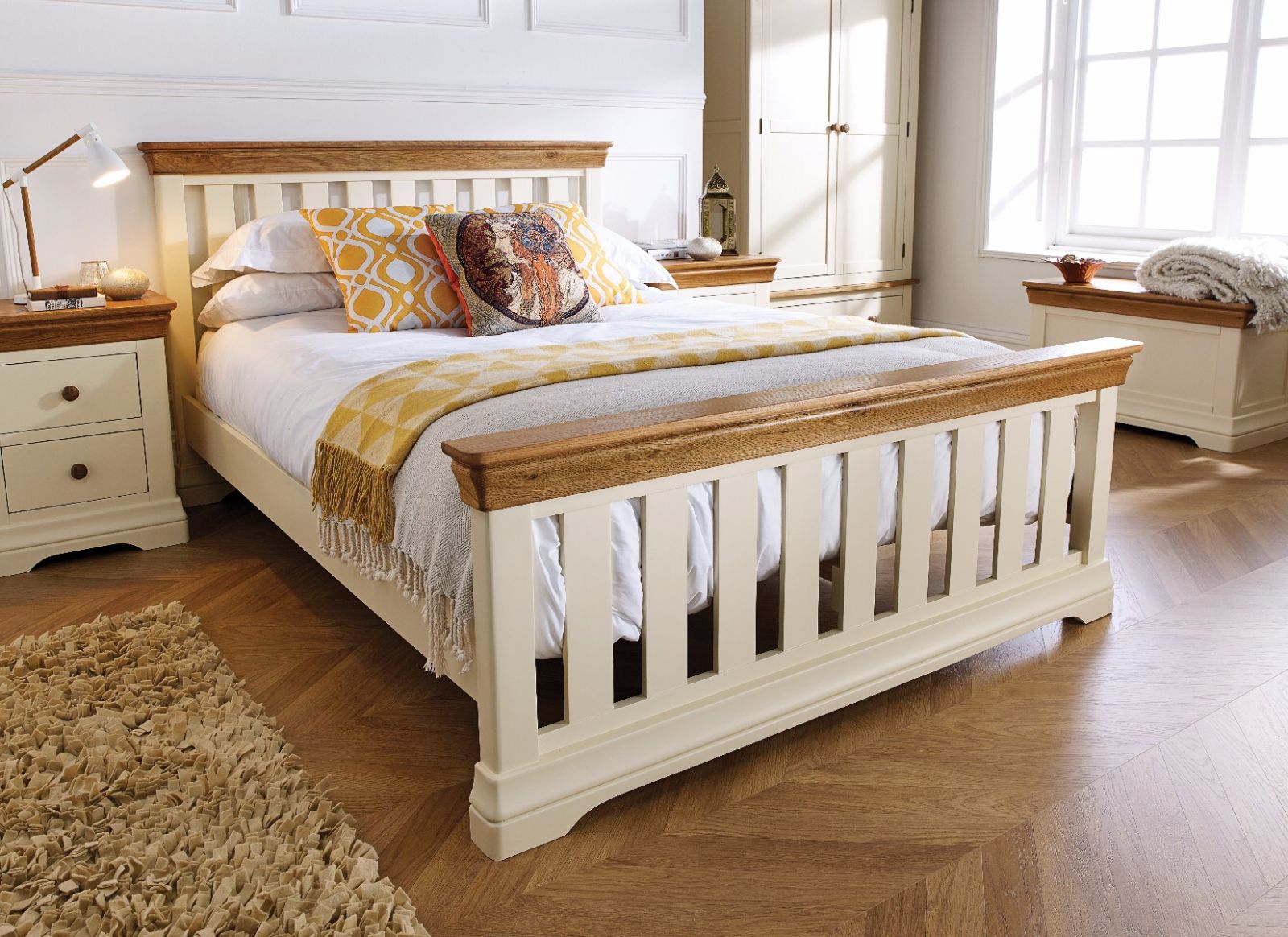 Farmhouse Country Oak Cream Painted Slatted 5 Foot King Size Bed - WINTER SALE