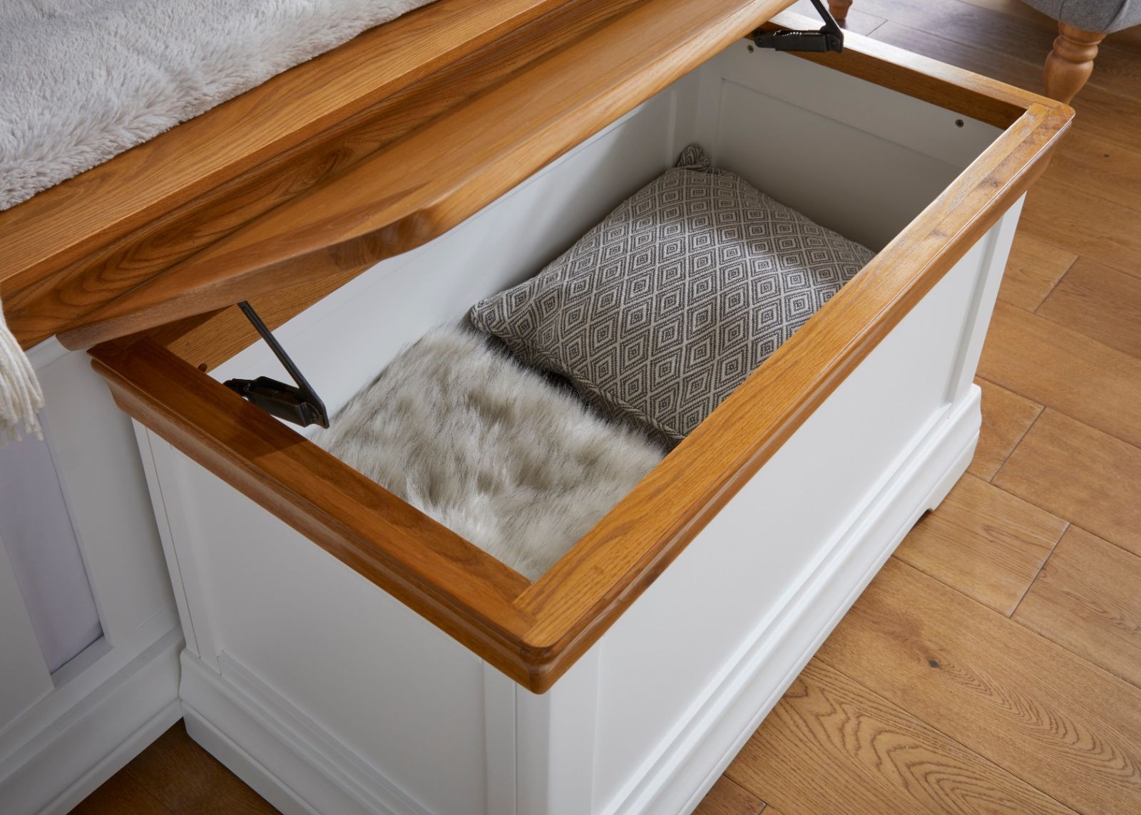 Blanket clearance box farmers