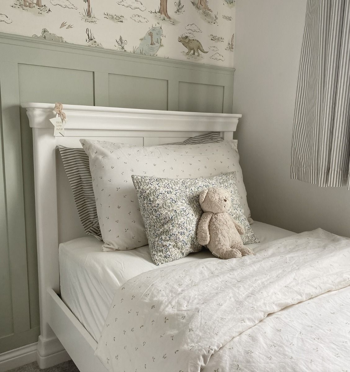 Toulouse White Painted 3 Foot Single Childrens Bed - 10% OFF SPRING SALE