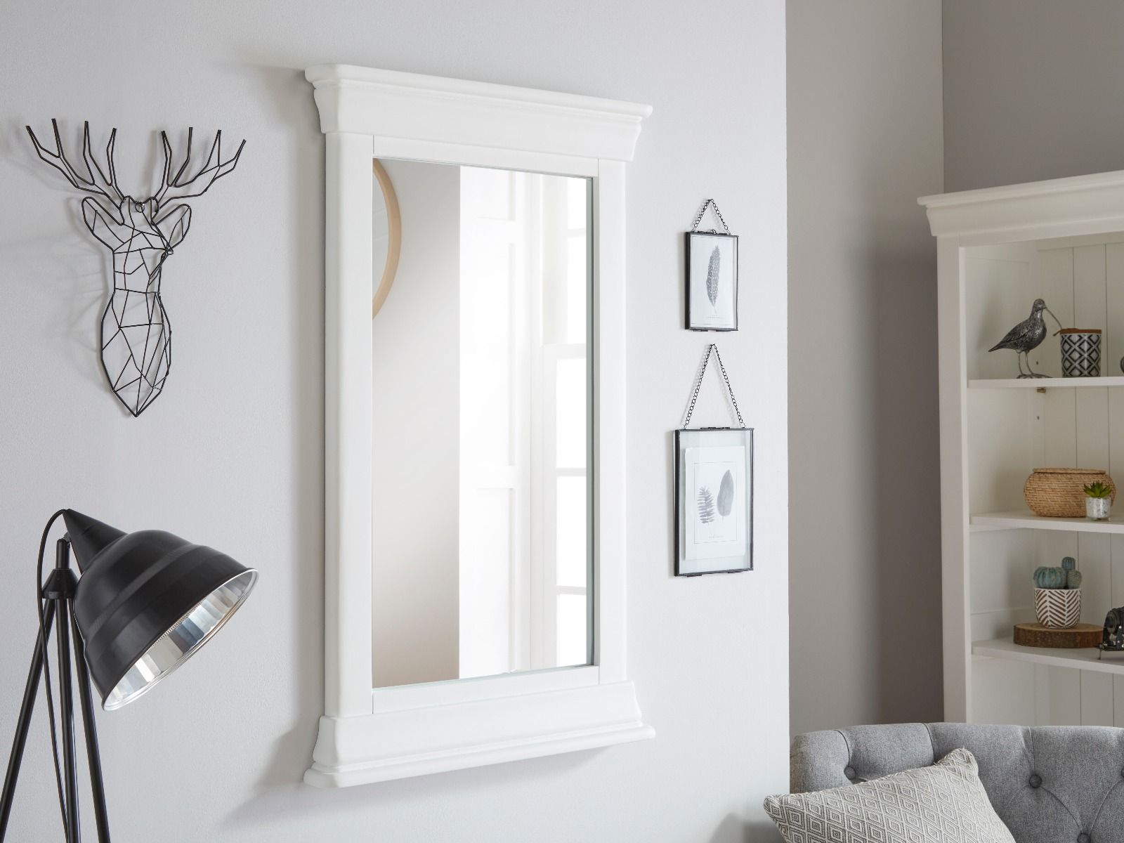 White outlet wall mirror