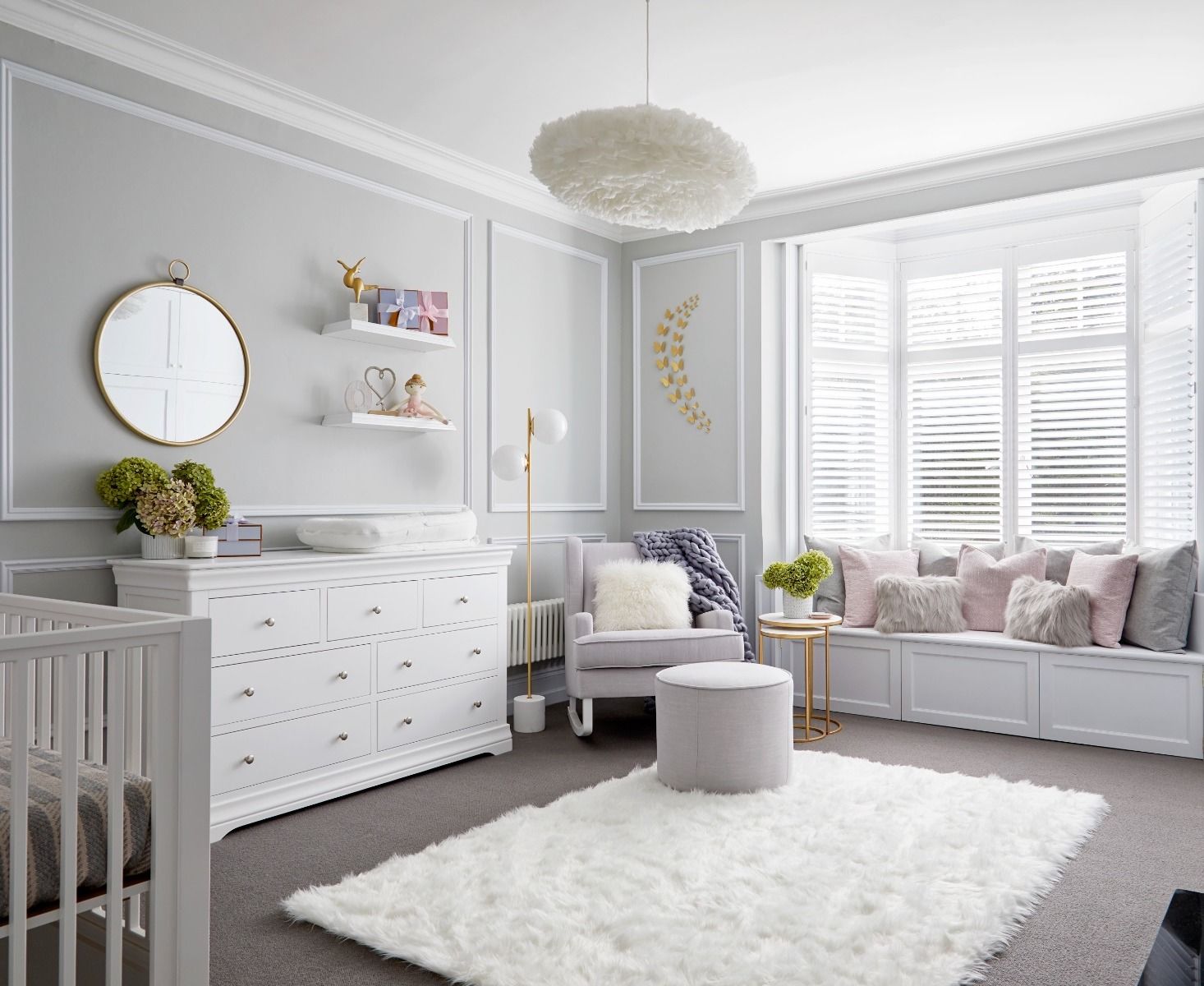 Toulouse ivory wide discount 4 drawer chest