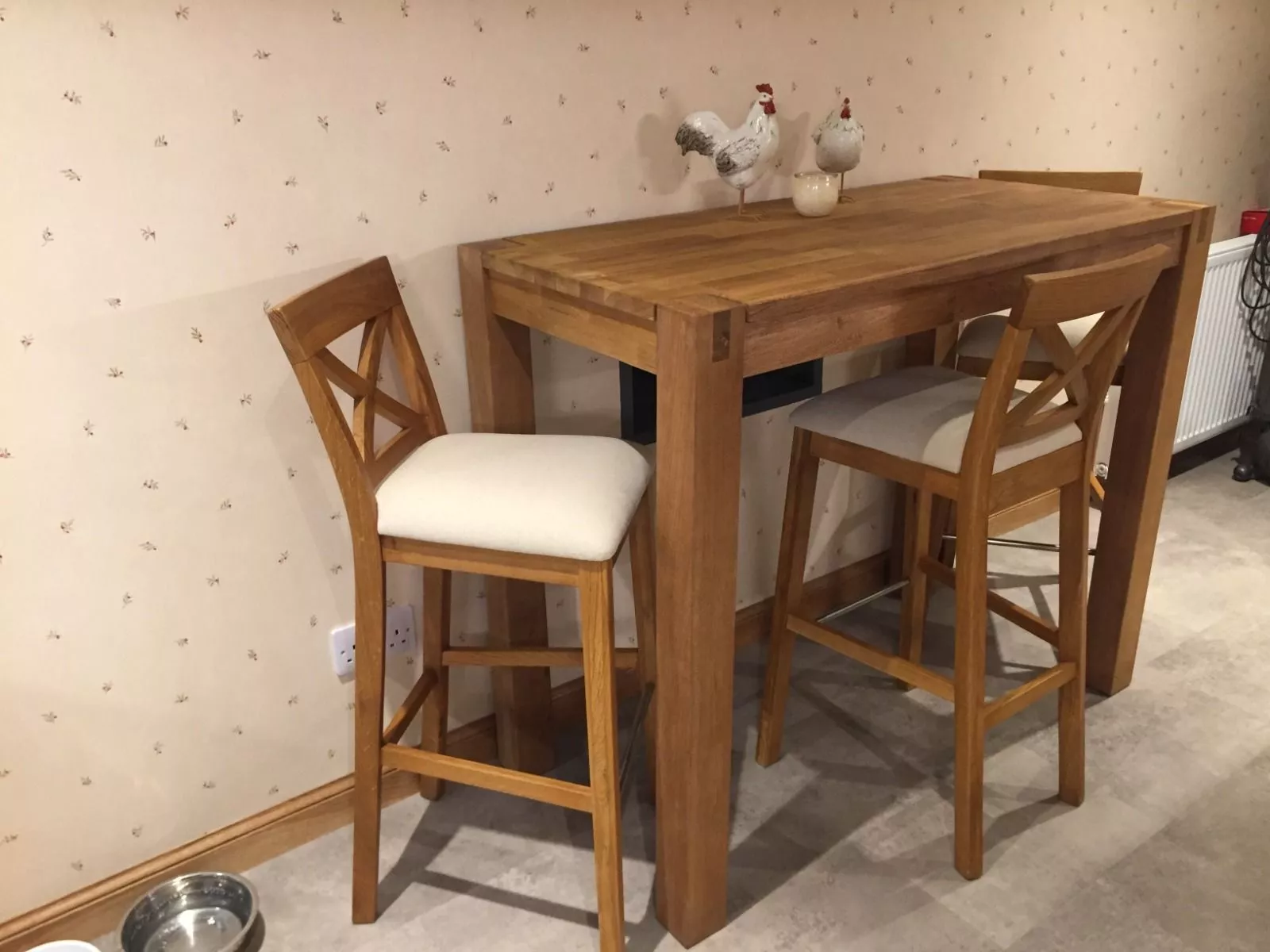 Java Cross Oak Bar Stool with Beige Linen Seat Pad 10 OFF CODE SAVE