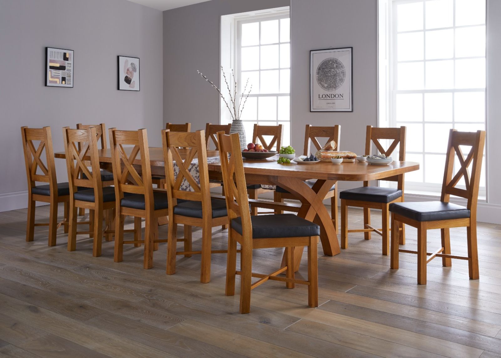 20 seater dining store table for sale