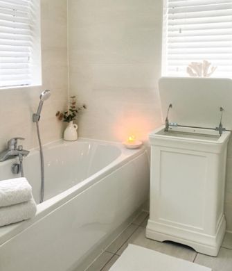 Toulouse White Painted Fully Assembled Laundry Bin - Photo from @at_home_with_bekki On Instagram