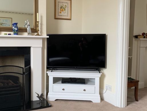 Toulouse White Painted Assembled Corner TV Unit with Drawer - Customer review photo
