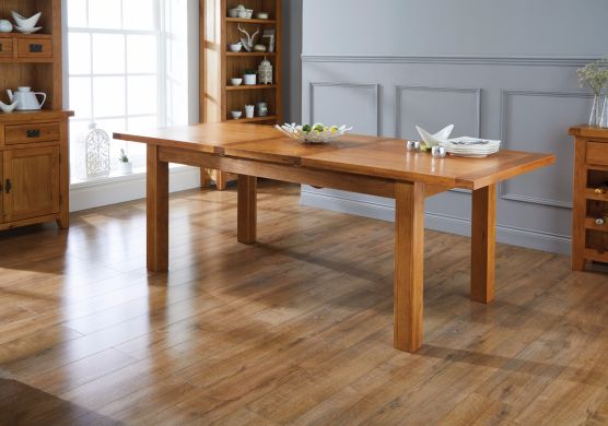 Country Oak 1.8m to 2.3m Butterfly Extending Oak Dining Table - 20% OFF WINTER SALE
