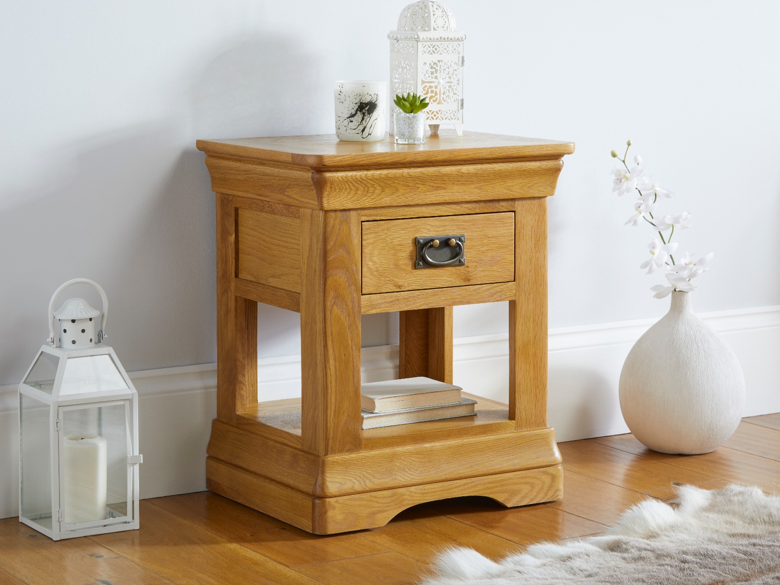 Farmhouse 1 Drawer Oak Lamp Table Fully Assembled